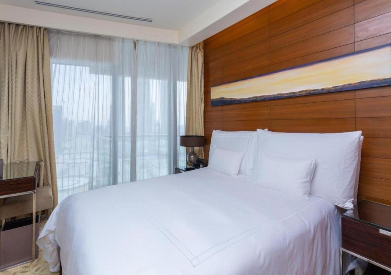 Deluxe Stay - Address Dubai Mall -The Residence Exterior photo