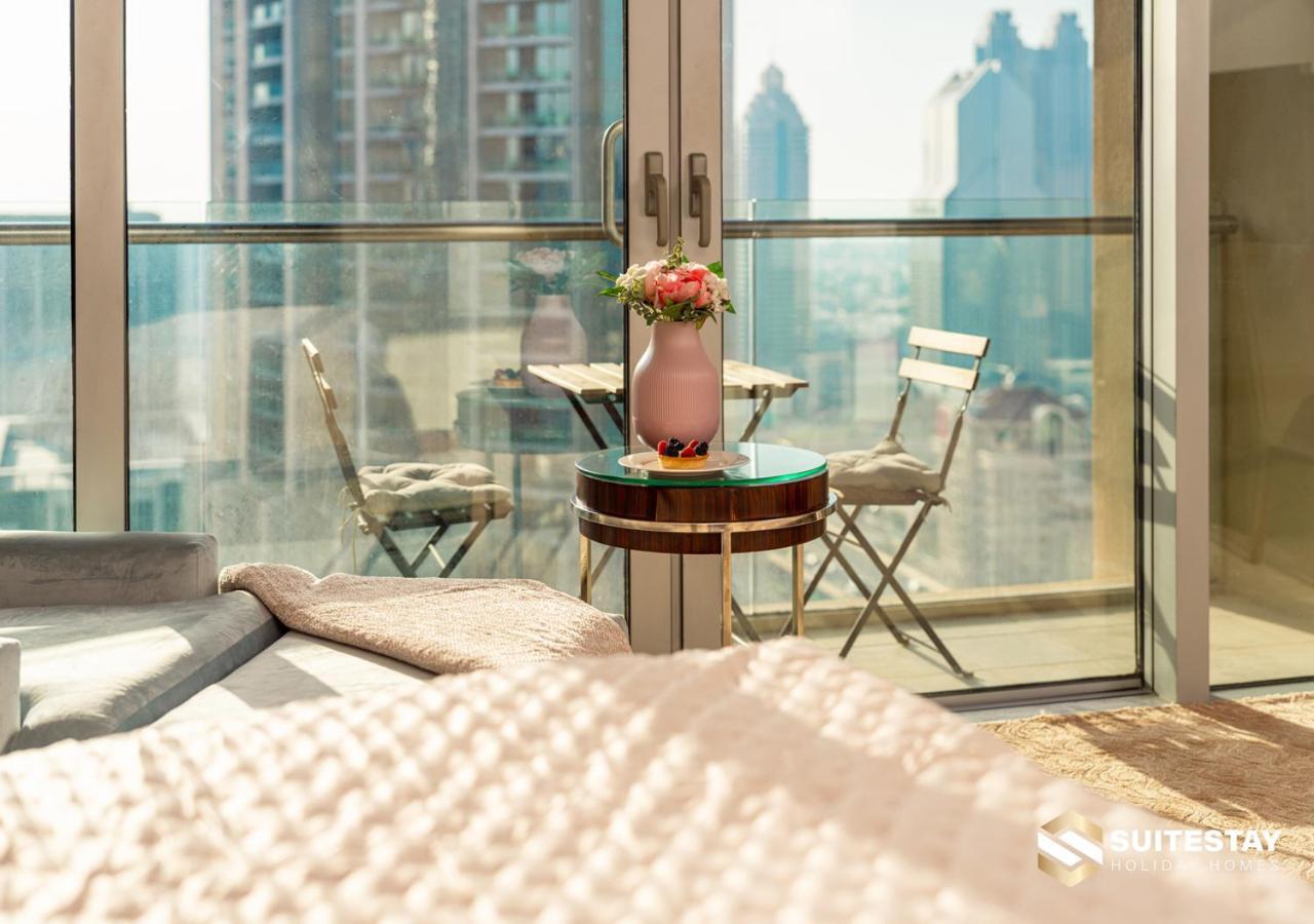 Deluxe Stay - Address Dubai Mall -The Residence Exterior photo