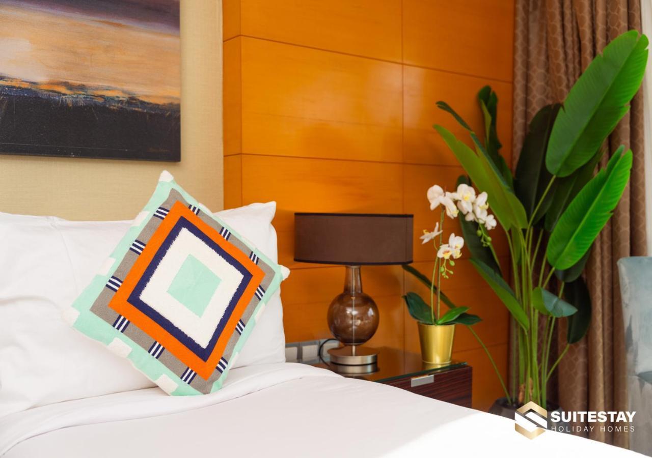 Deluxe Stay - Address Dubai Mall -The Residence Exterior photo