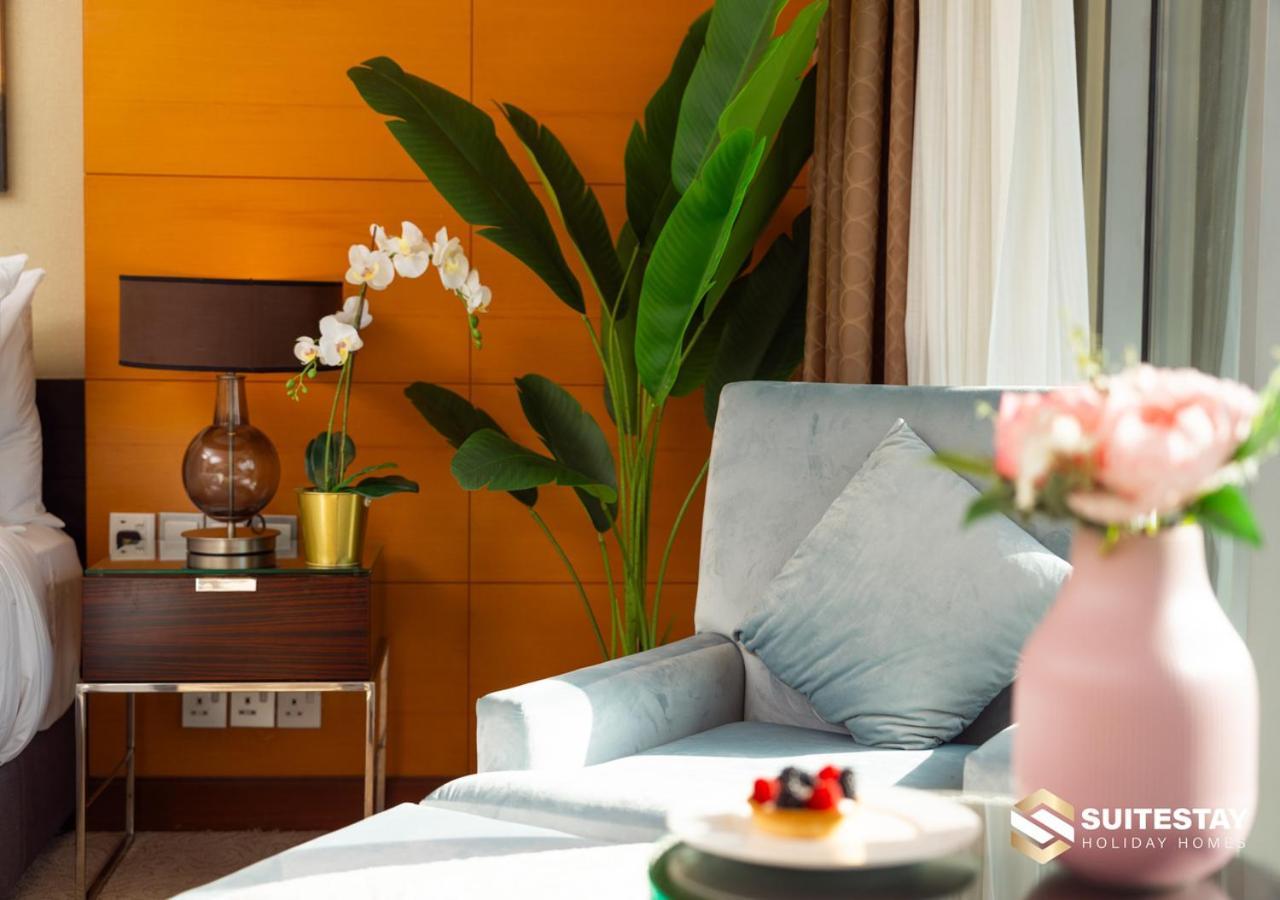 Deluxe Stay - Address Dubai Mall -The Residence Exterior photo